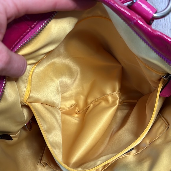 coach poppy daisy liquid glam gloss berry patent leather spotlight shoulder bag - Picture 13 of 13